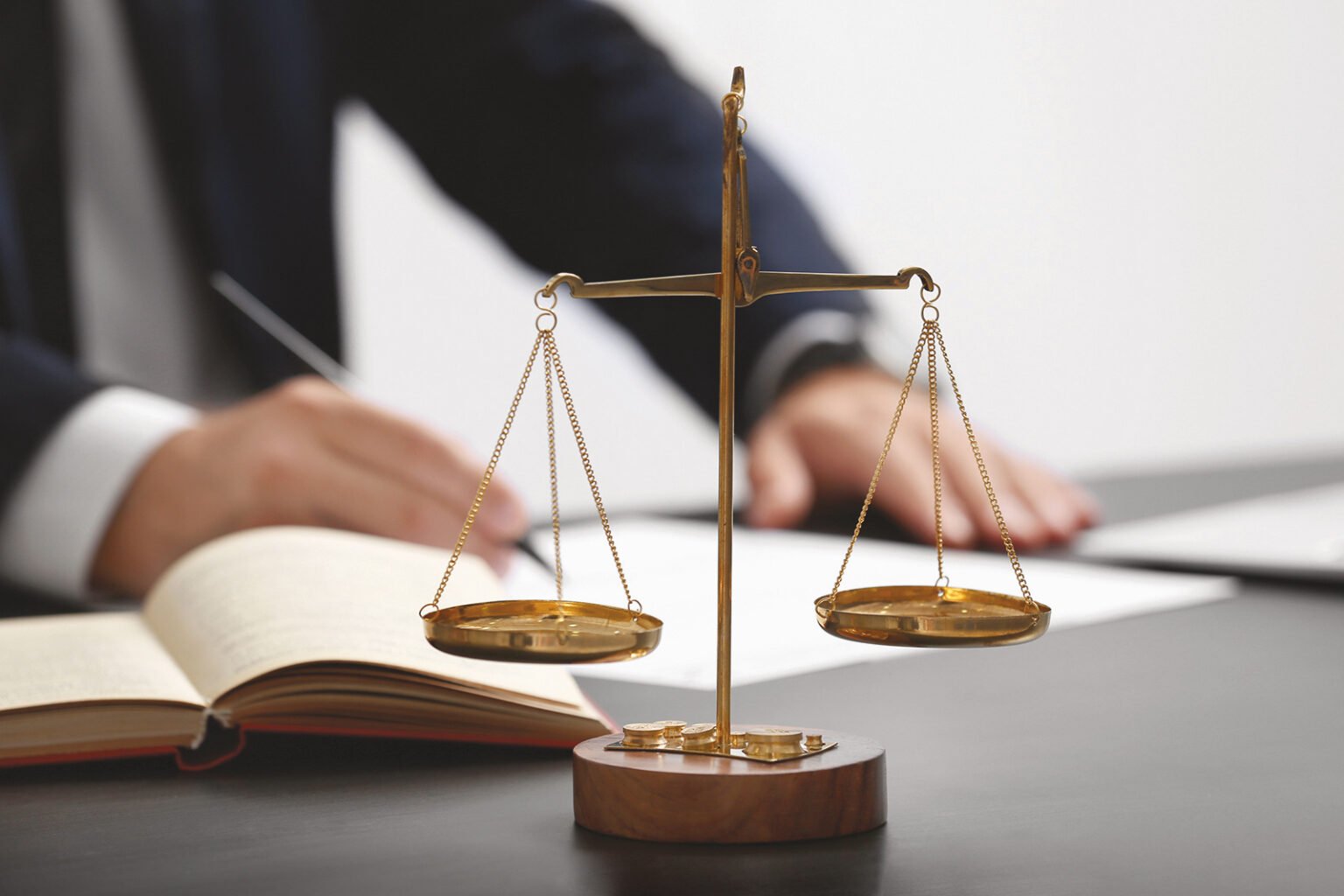 Conselho Pleno aprova proposição de ADI contra restrição da presença de advogados em perícias médicas